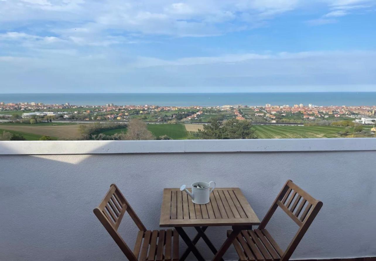 B&B Villa Alma San Costanzo エクステリア 写真