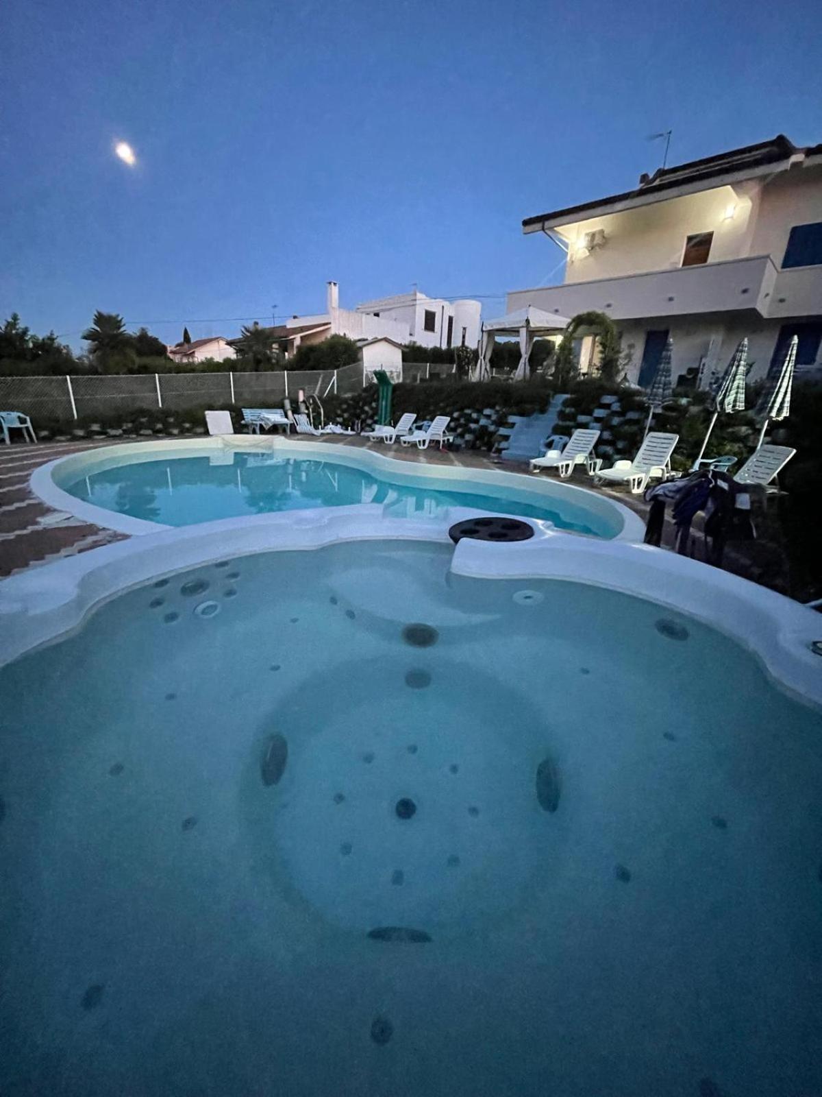B&B Villa Alma San Costanzo エクステリア 写真